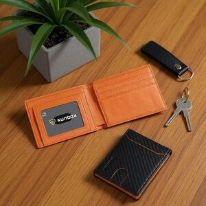 Runbox RFID Leather Bi-Fold Wallet